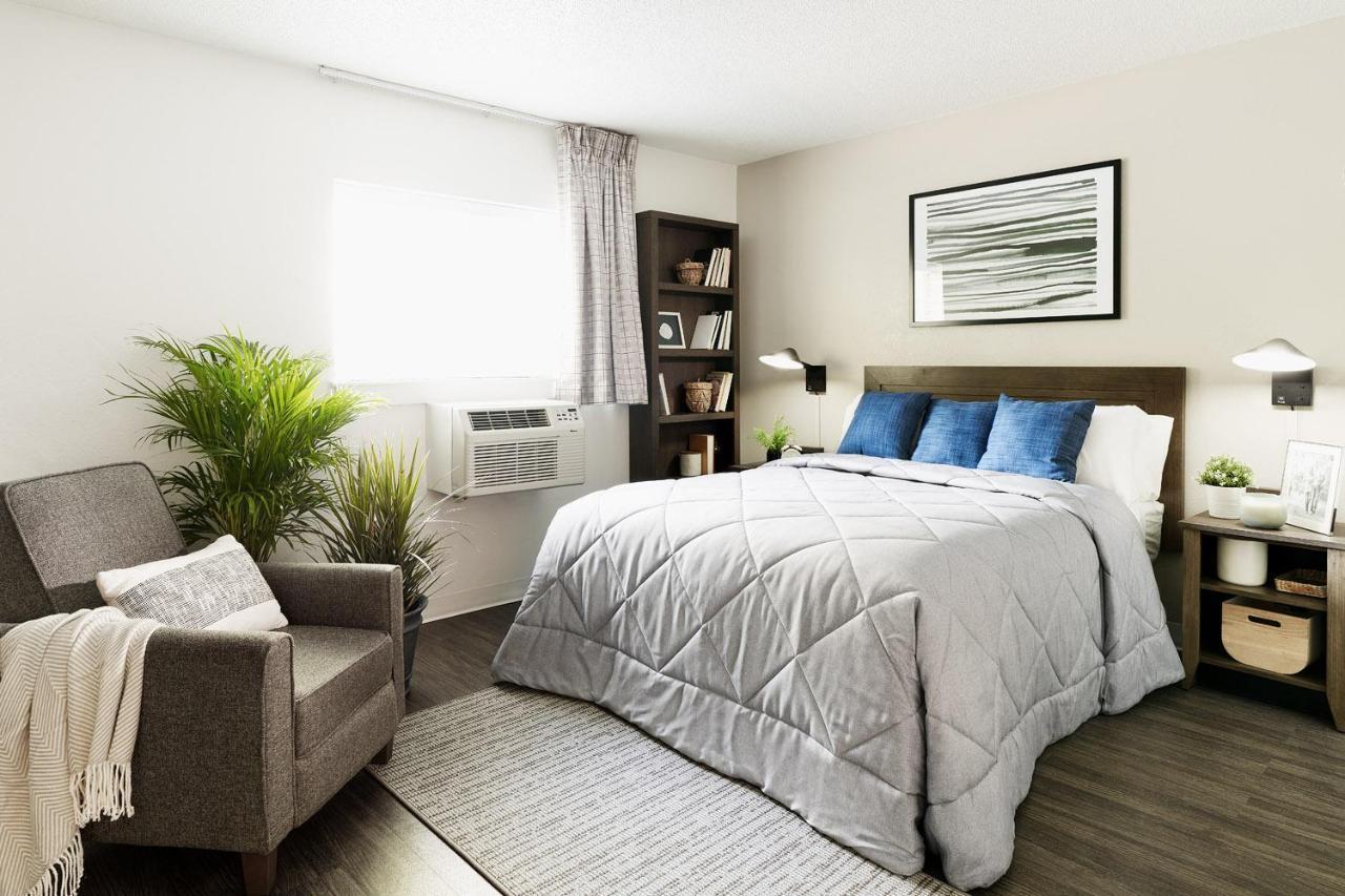 Intown Suites Extended Stay Newport News Va - South Extérieur photo