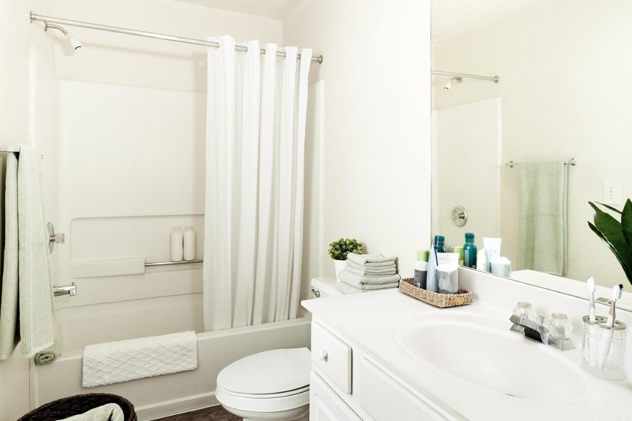 Intown Suites Extended Stay Newport News Va - South Extérieur photo